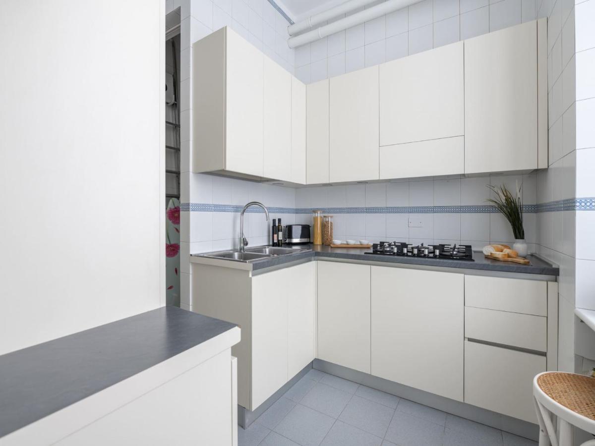 The Best Rent - Gorgeous Two-Bedroom Apartment In Porta Nuova District Milano Exterior foto