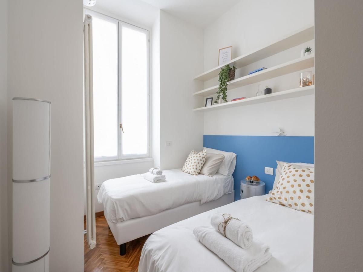 The Best Rent - Gorgeous Two-Bedroom Apartment In Porta Nuova District Milano Exterior foto